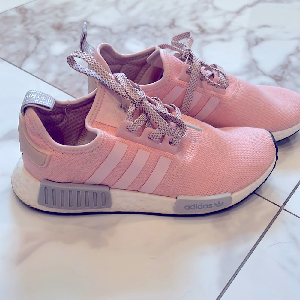 adidas NMD R1 Vapour Pink Sneakers slip on used sz 7.5